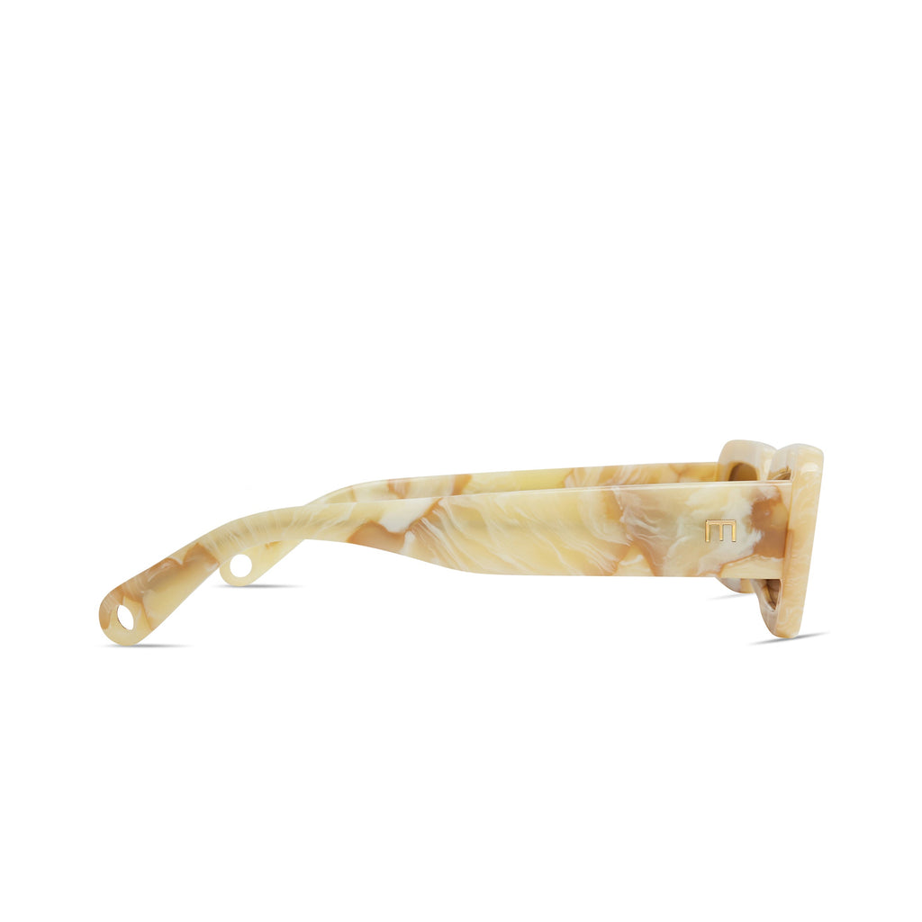 Gigi in White Yellow Pearl